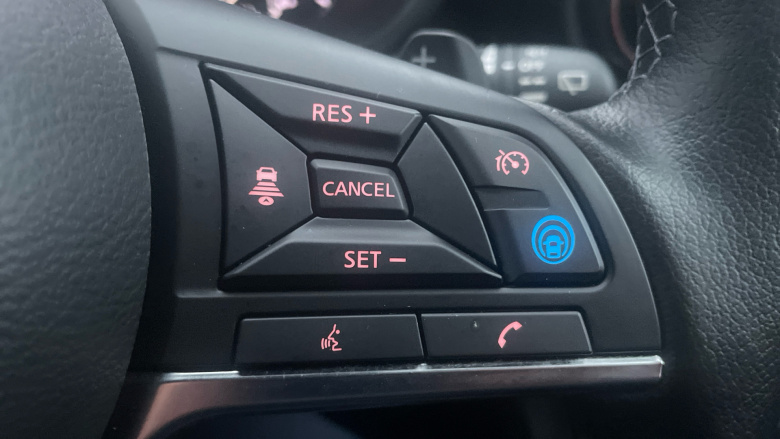 Nissan Juke 1.0 DiG-T 114 Tekna 5dr DCT Petrol Hatchback